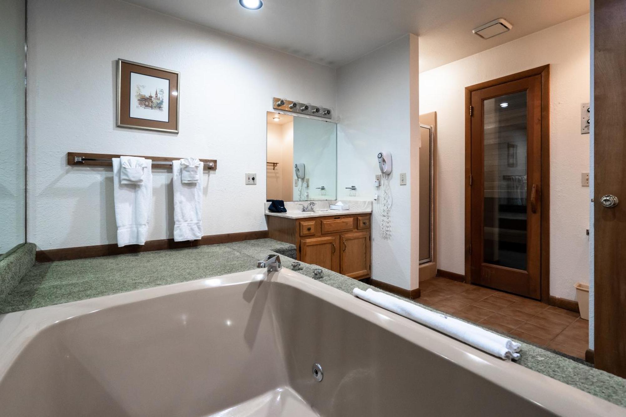 The At Springs Apartahotel